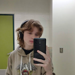 Meet your Posher, Eve